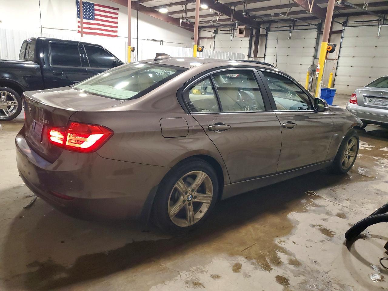 2013 BMW Seria 3 328i - zdjęcie 3