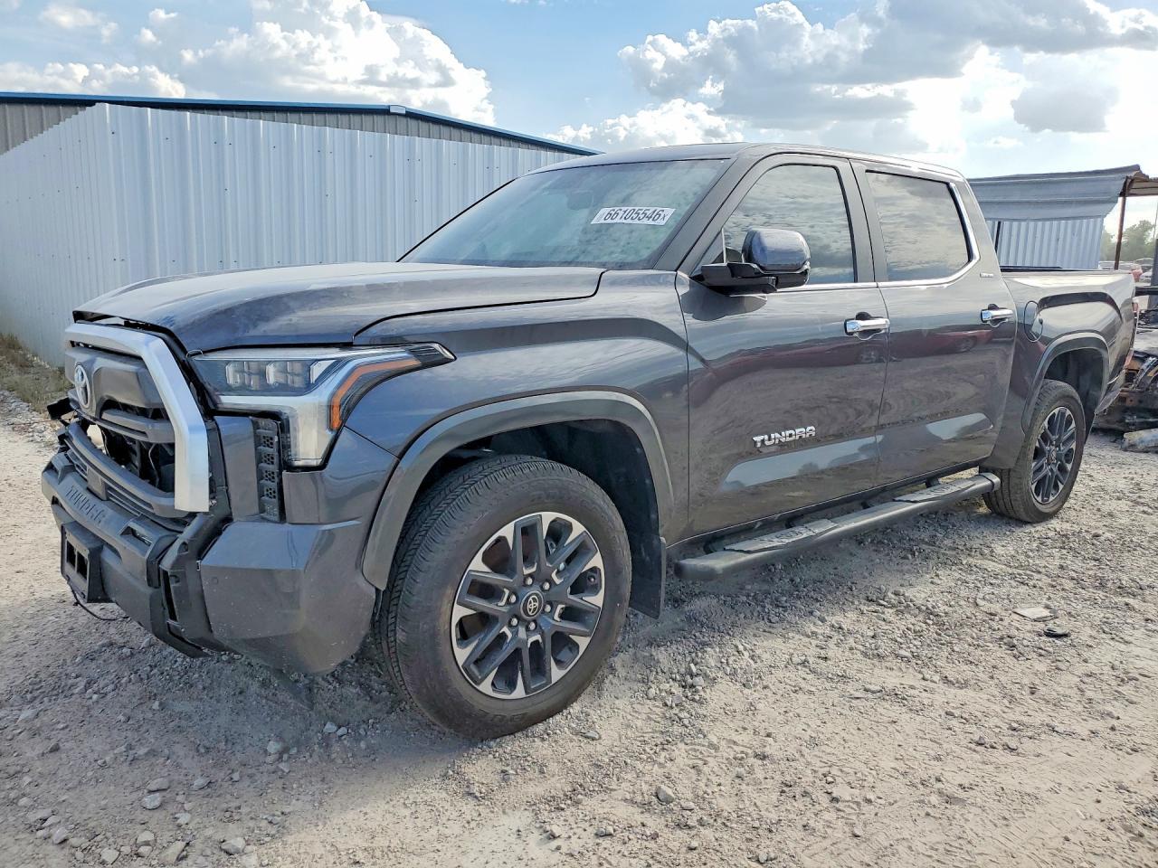2026 Toyota Tundra Crewmax Limited - zdjęcie główne