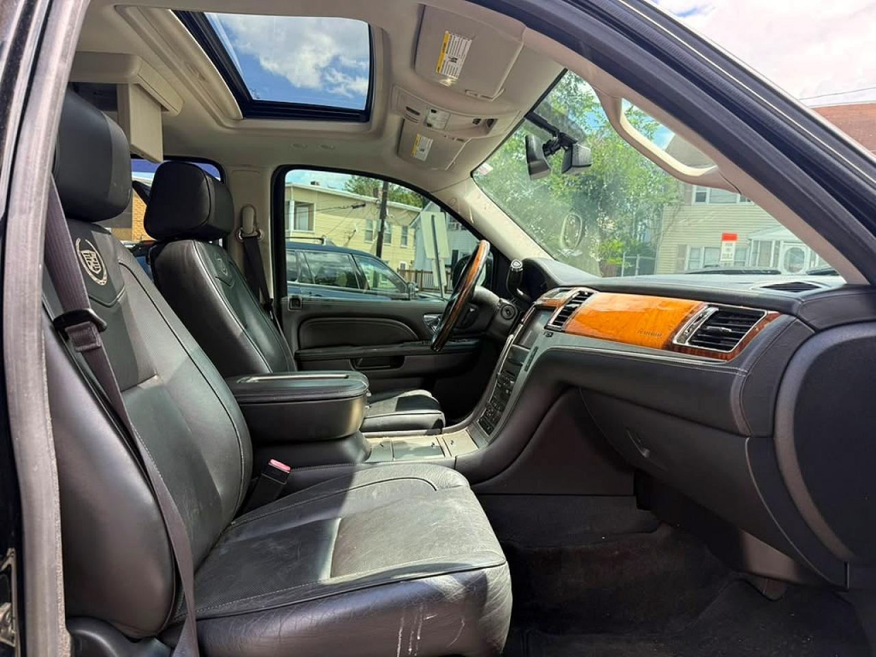 2014 Cadillac Escalade Platinum - zdjęcie 8