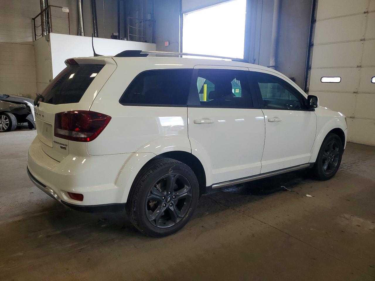 2019 Dodge Journey Crossroad - zdjęcie 3