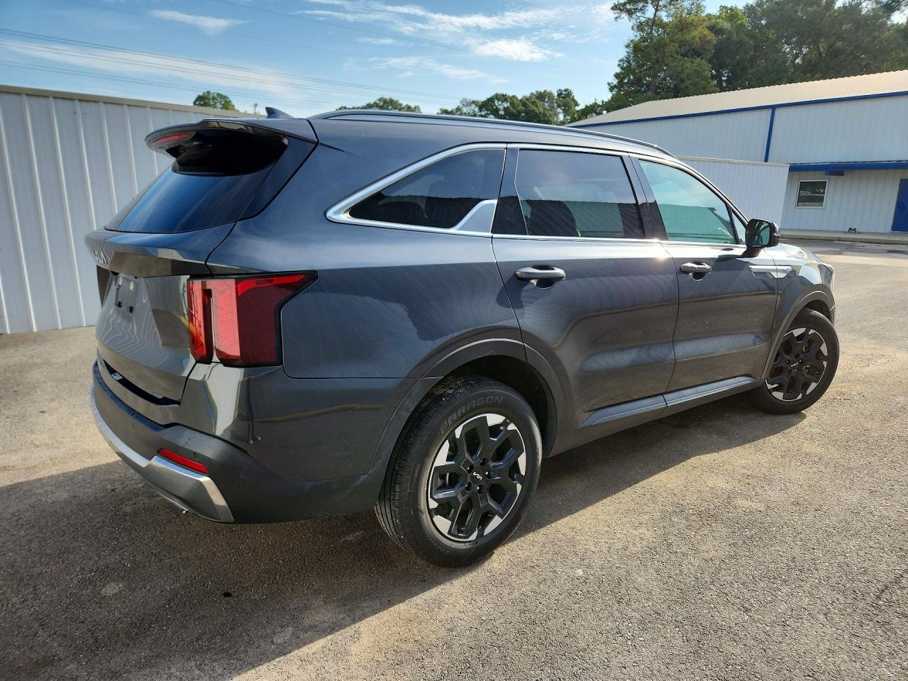 2024 Kia Sorento S - zdjęcie 3
