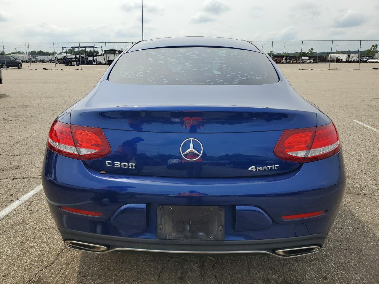 2017 Mercedes-Benz C 300 4Matic - zdjęcie 6