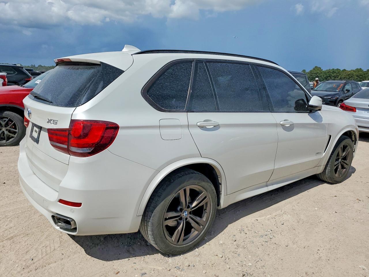 2015 BMW X5 xDrive35I - zdjęcie 3