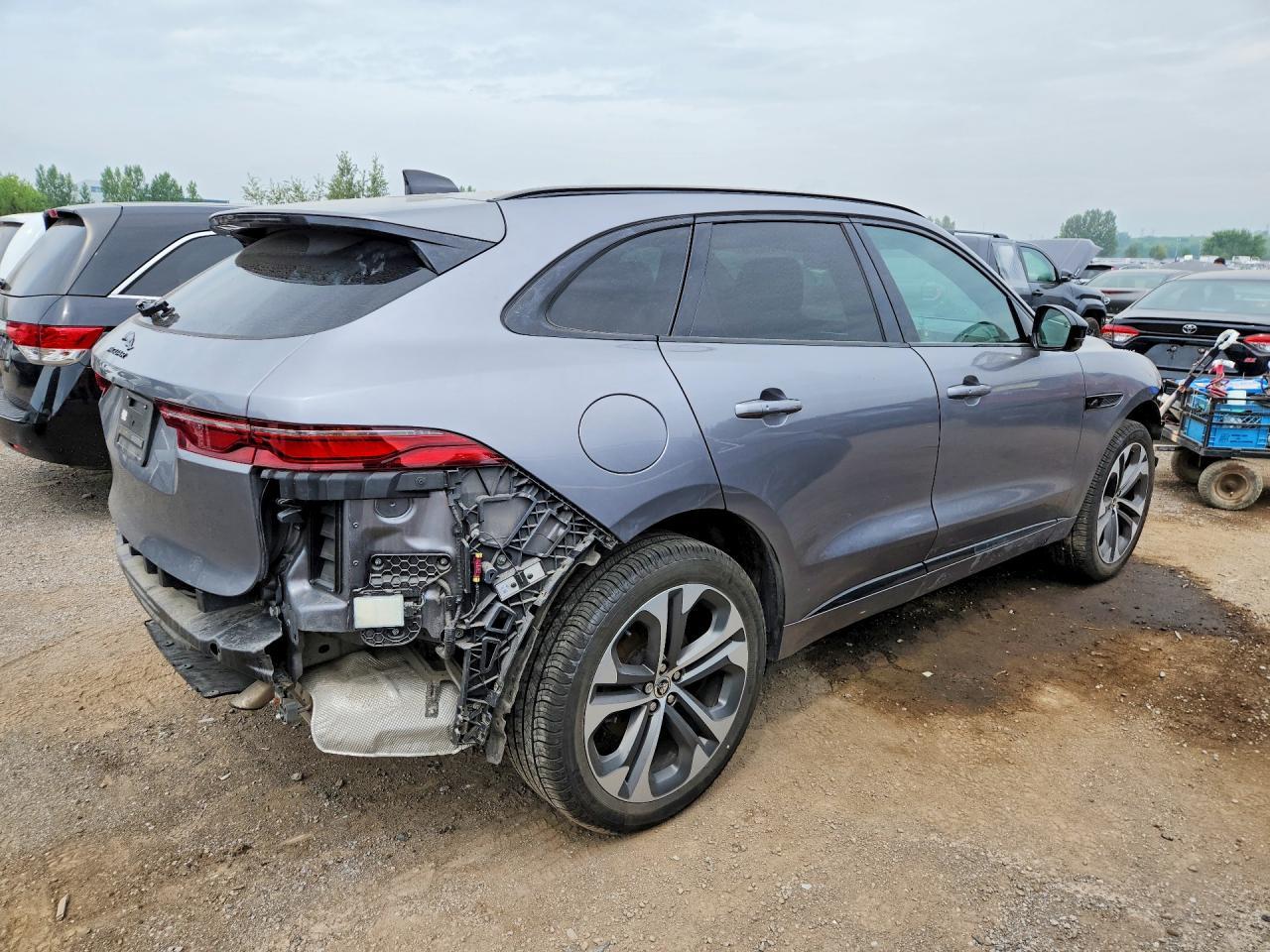 2024 Jaguar F-Pace R-Dynamic S - zdjęcie 3