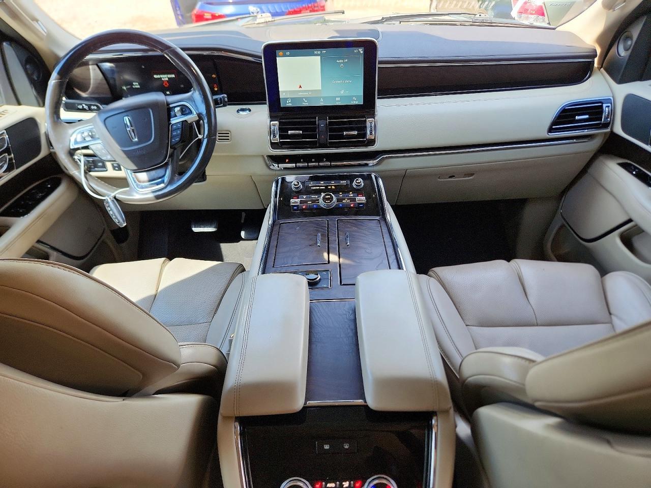 2019 Lincoln Navigator Reserve - zdjęcie 8