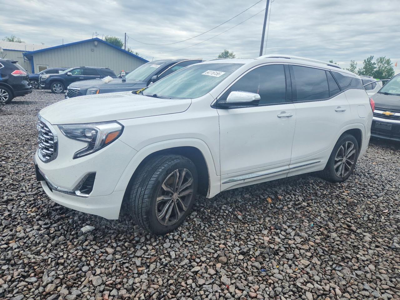 2018 GMC Terrain Denali - zdjęcie główne