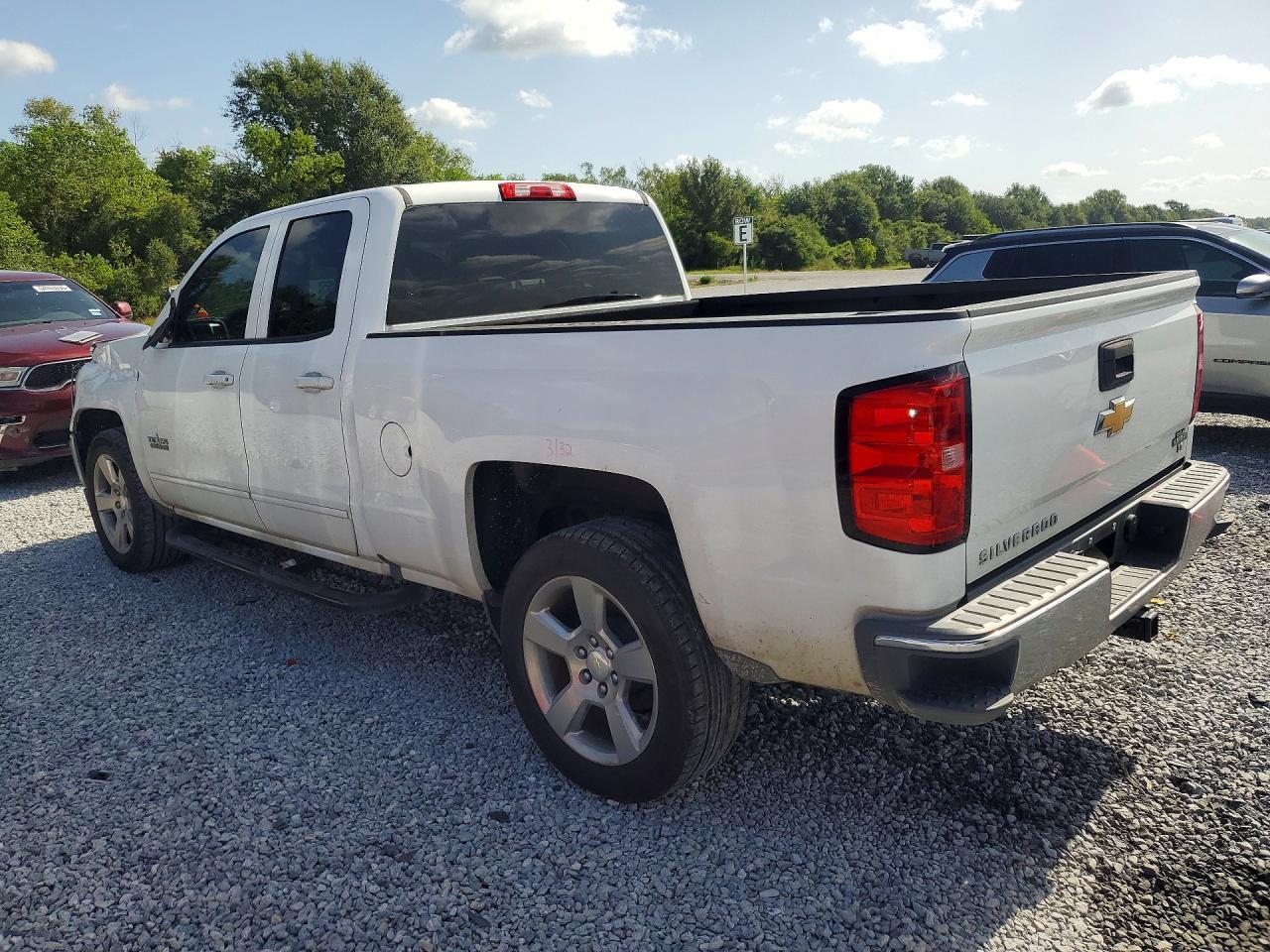 2018 Chevrolet Silverado C1500 Lt - zdjęcie 2