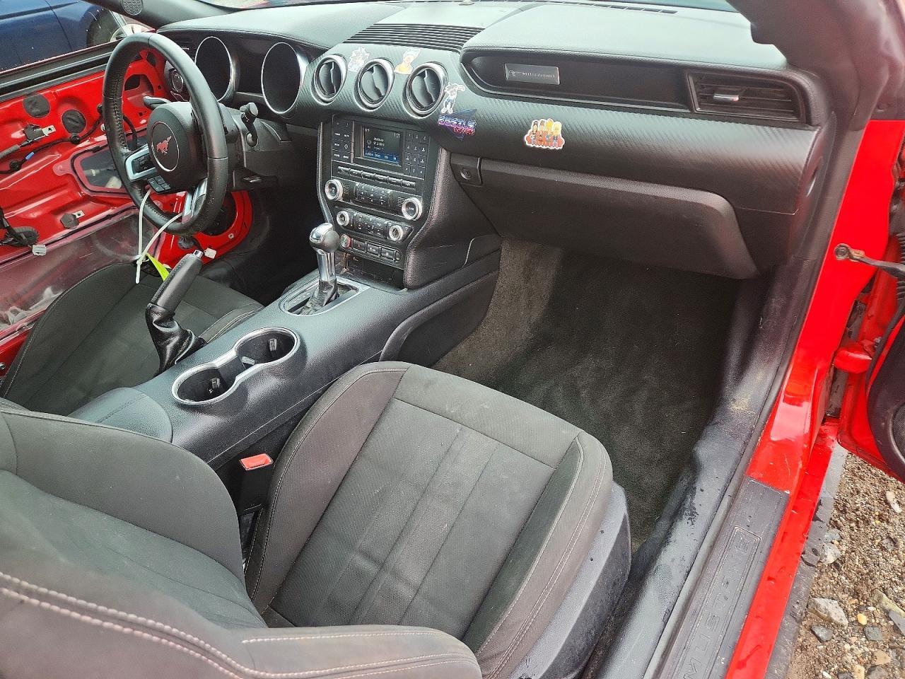 2018 Ford Mustang - zdjęcie 8
