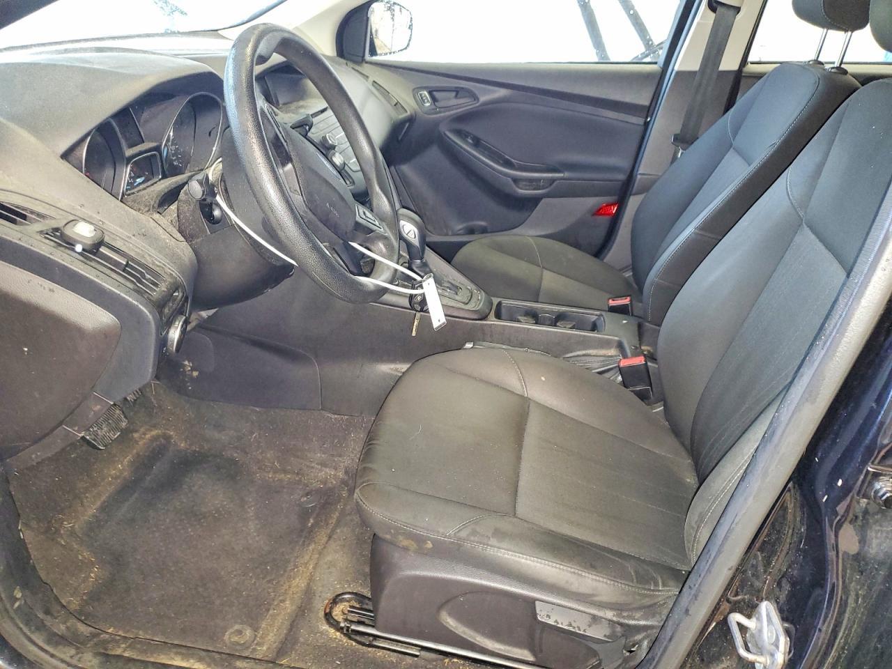 2016 Ford Focus S - zdjęcie 7