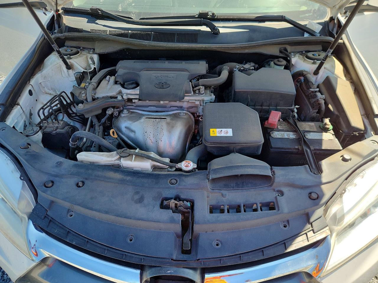 2017 Toyota Camry Le - zdjęcie 11