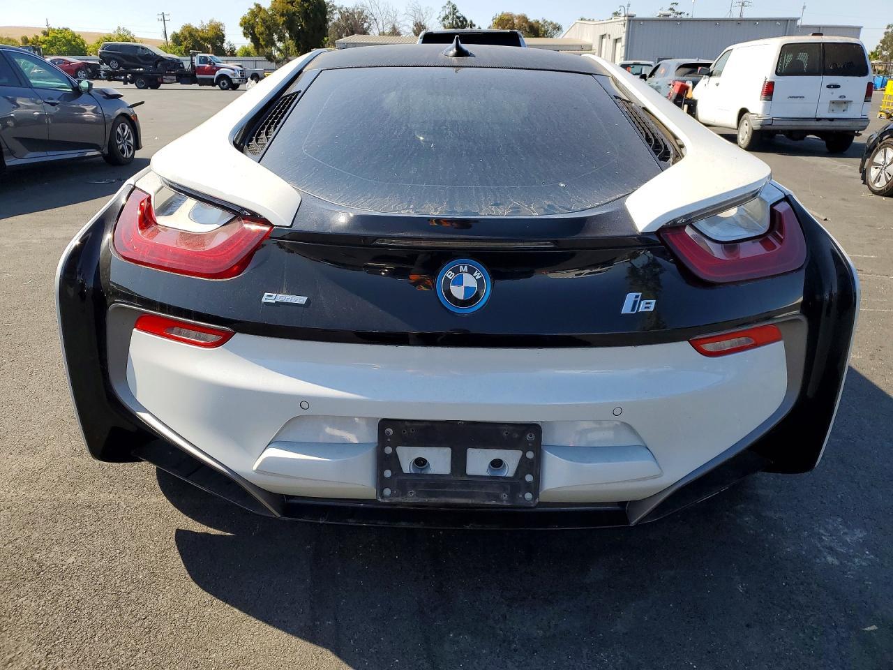 2016 BMW I8 - zdjęcie 6