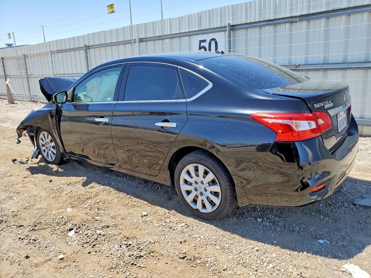 2017 Nissan Sentra Sv - zdjęcie 2