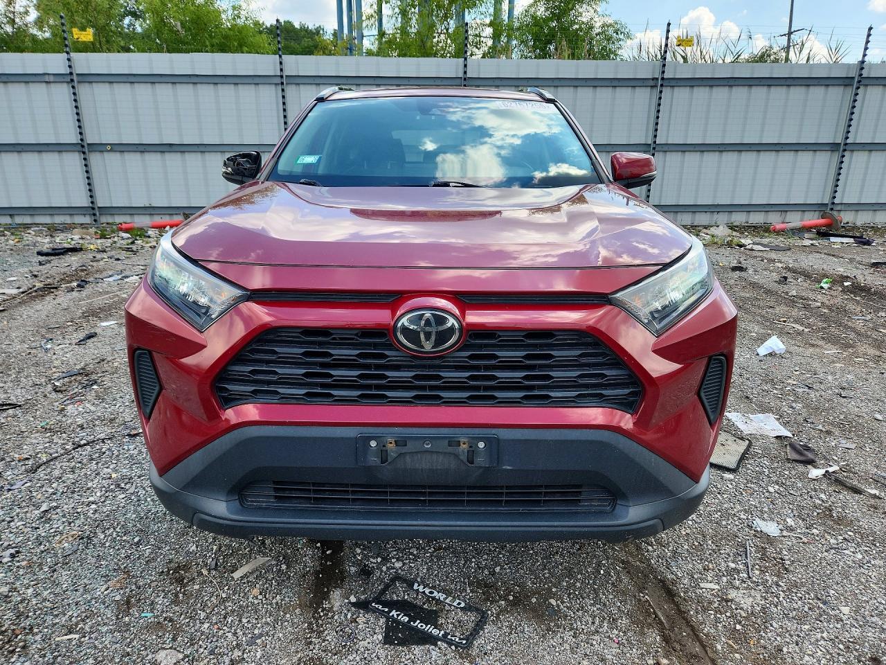 2019 Toyota Rav4 Le - zdjęcie 5