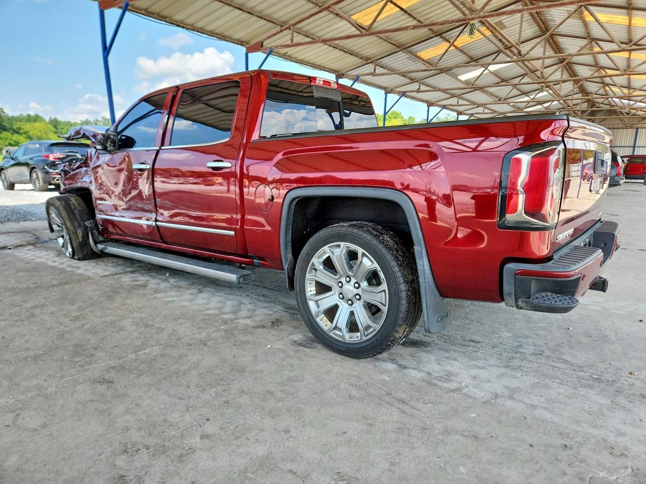 2017 GMC Sierra 1500 Denali - zdjęcie 2