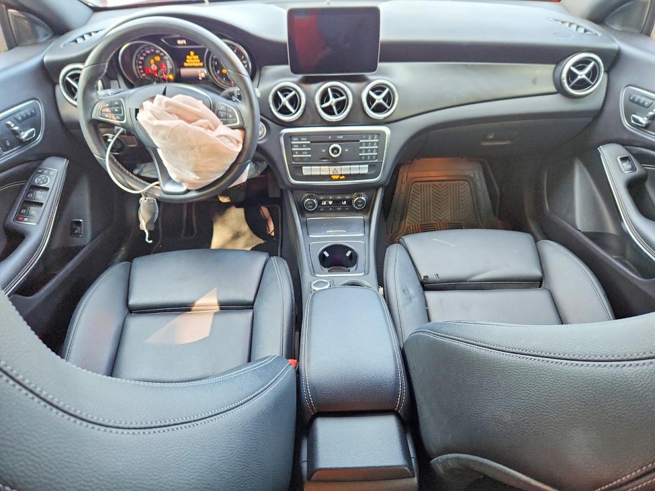 2018 Mercedes-Benz Cla 250 4Matic - zdjęcie 8