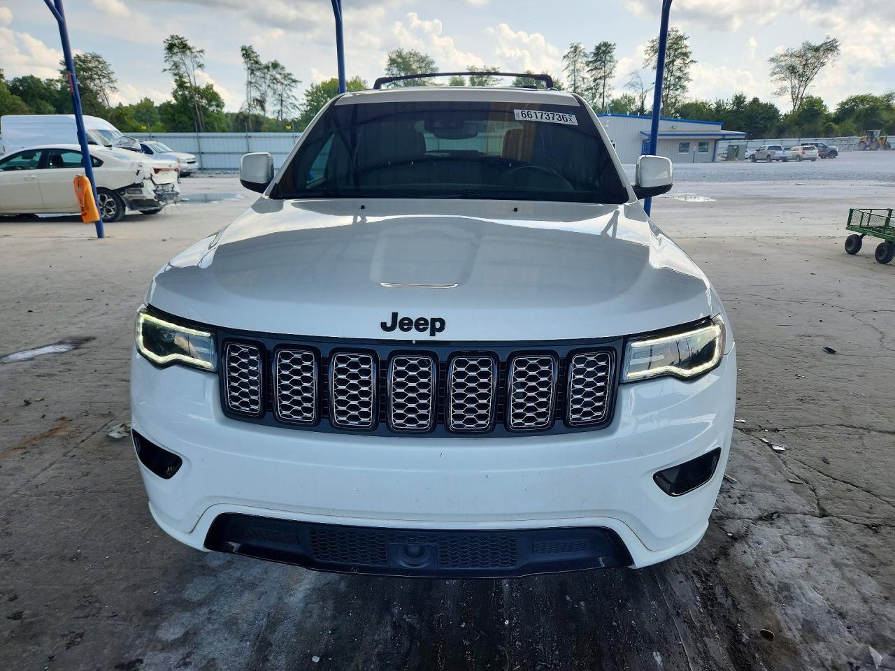 2021 Jeep Grand Cherokee Laredo - zdjęcie 5