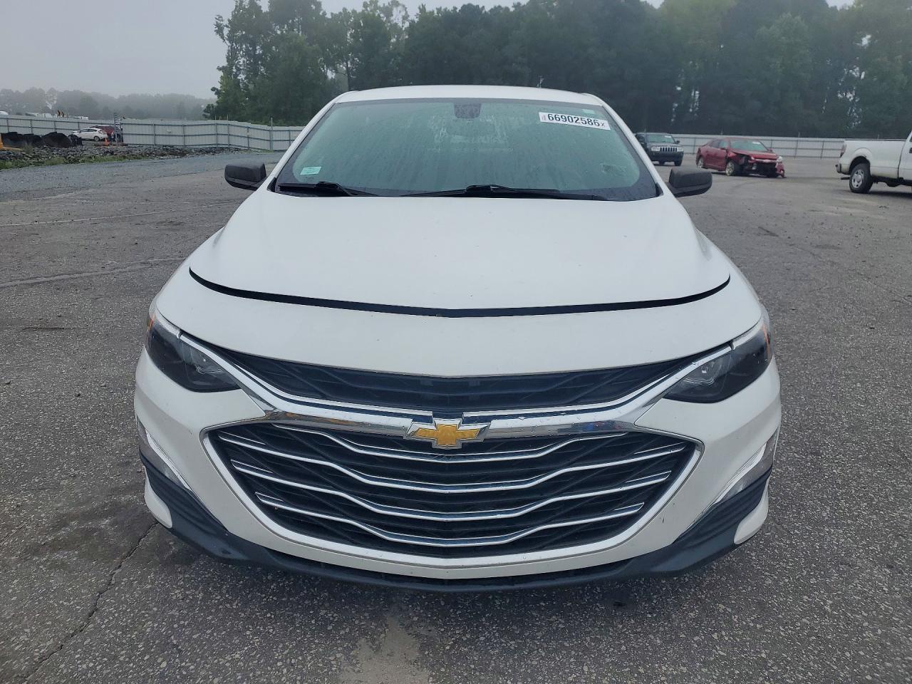 2020 Chevrolet Malibu Ls - zdjęcie 5