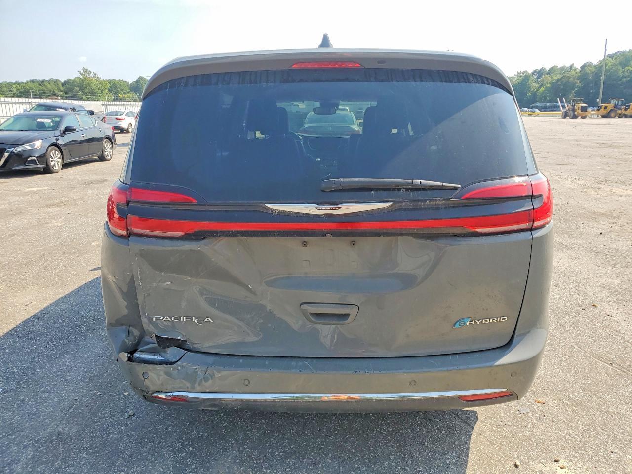 2022 Chrysler Pacifica Hybrid Touring L - zdjęcie 6