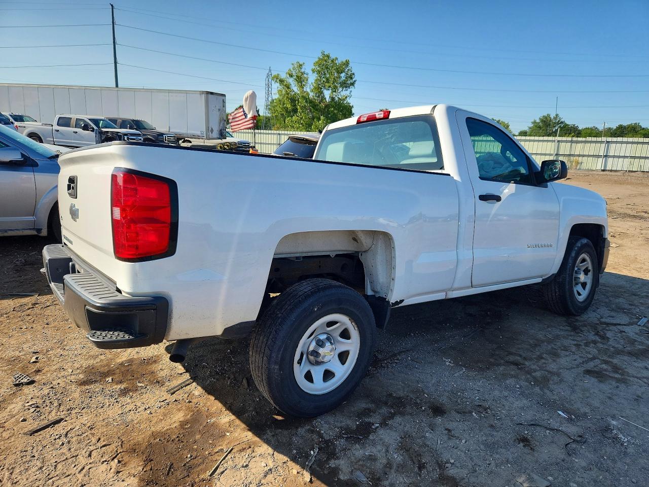 2014 Chevrolet Silverado C1500 - zdjęcie 3