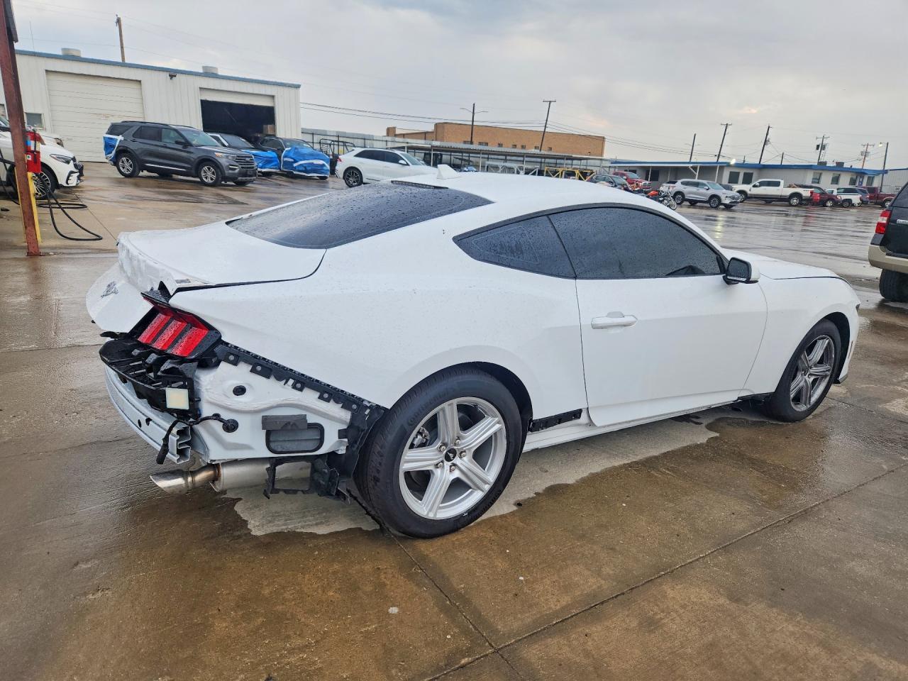 2026 Ford Mustang - zdjęcie 3