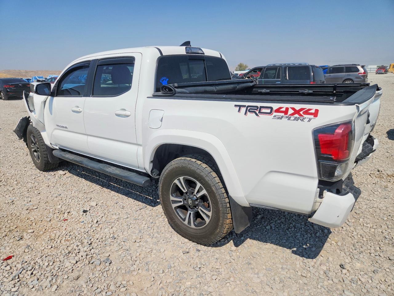 2017 Toyota Tacoma Trd Sport - zdjęcie 2