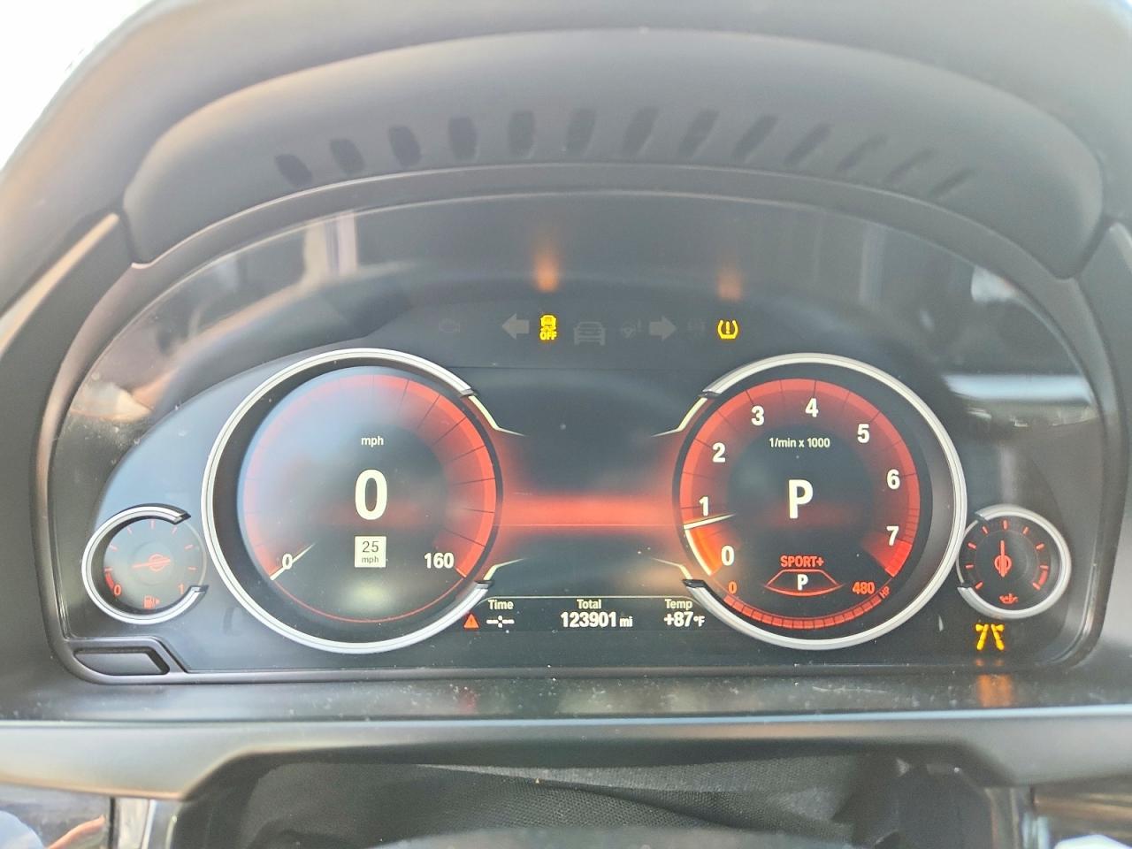 2015 BMW X6 xDrive50I - zdjęcie 9