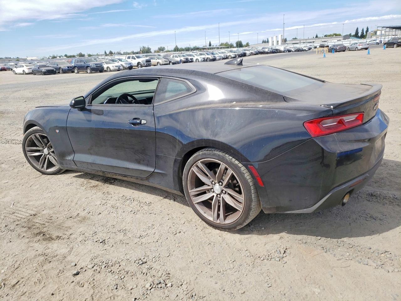 2018 Chevrolet Camaro Lt - zdjęcie 2