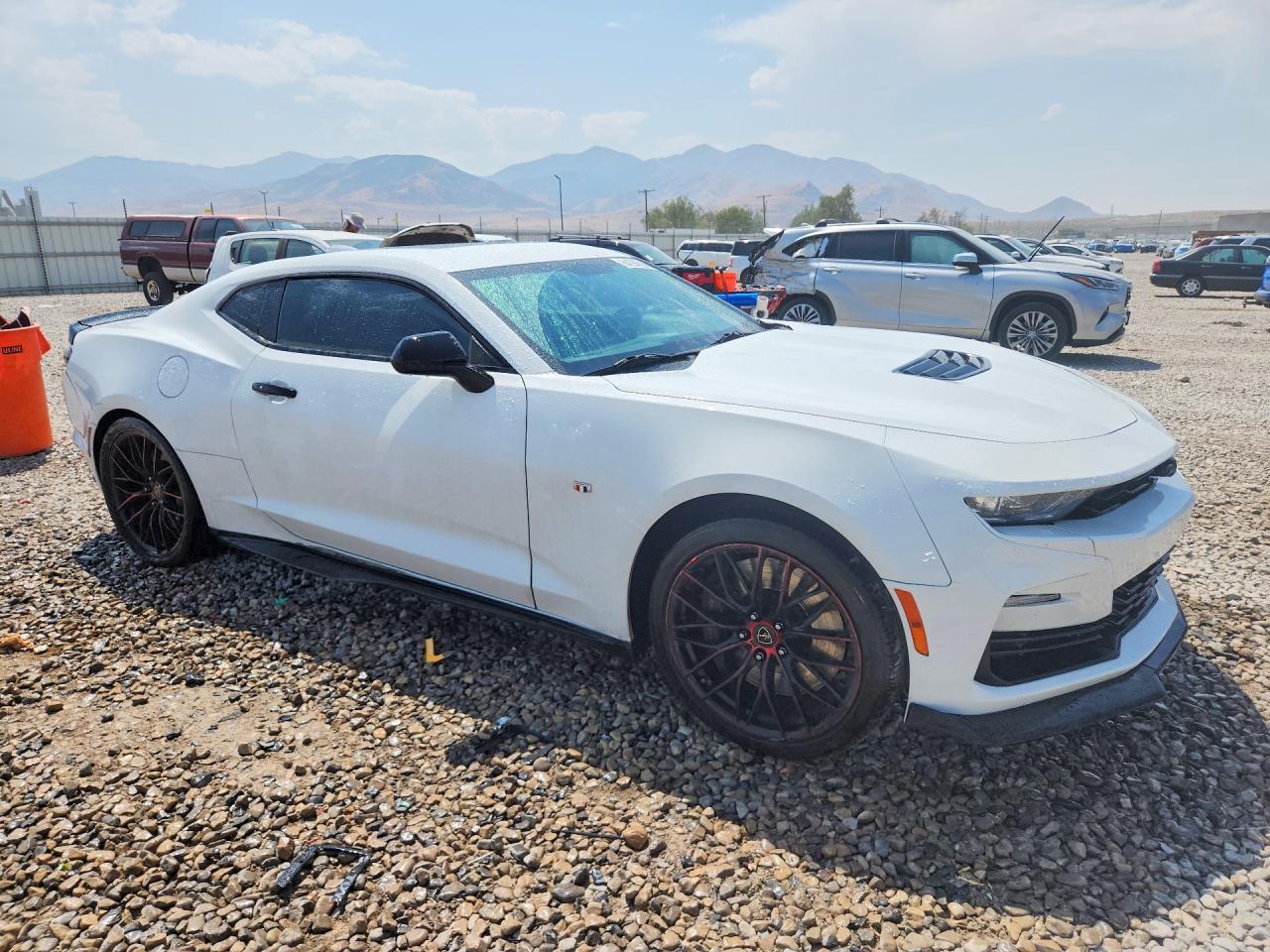 2023 Chevrolet Camaro Lt1 - zdjęcie 4
