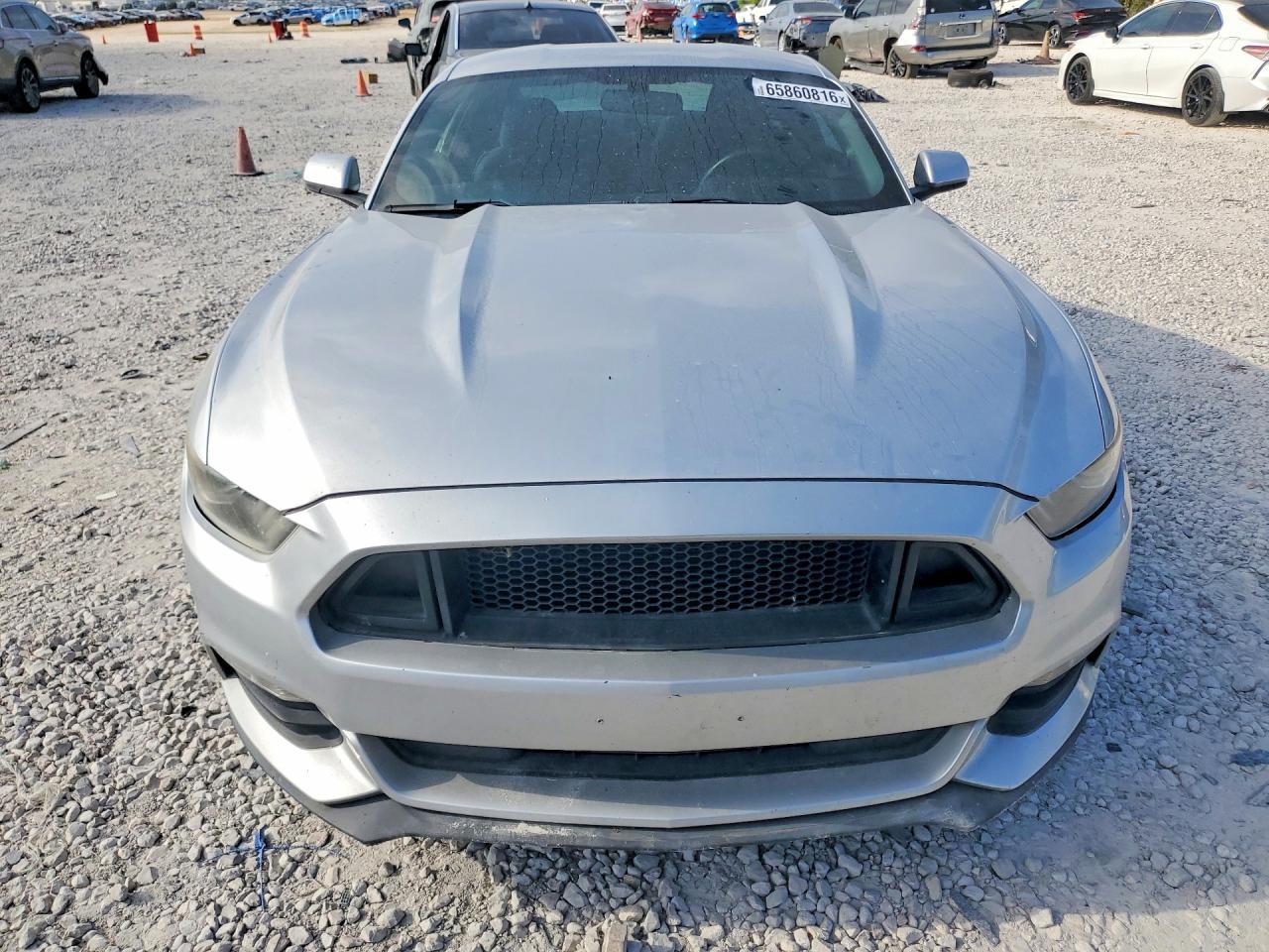 2017 Ford Mustang - zdjęcie 5