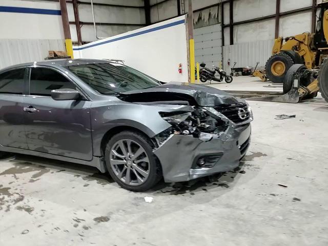 2018 Nissan Altima 2.5 Sr - zdjęcie 13