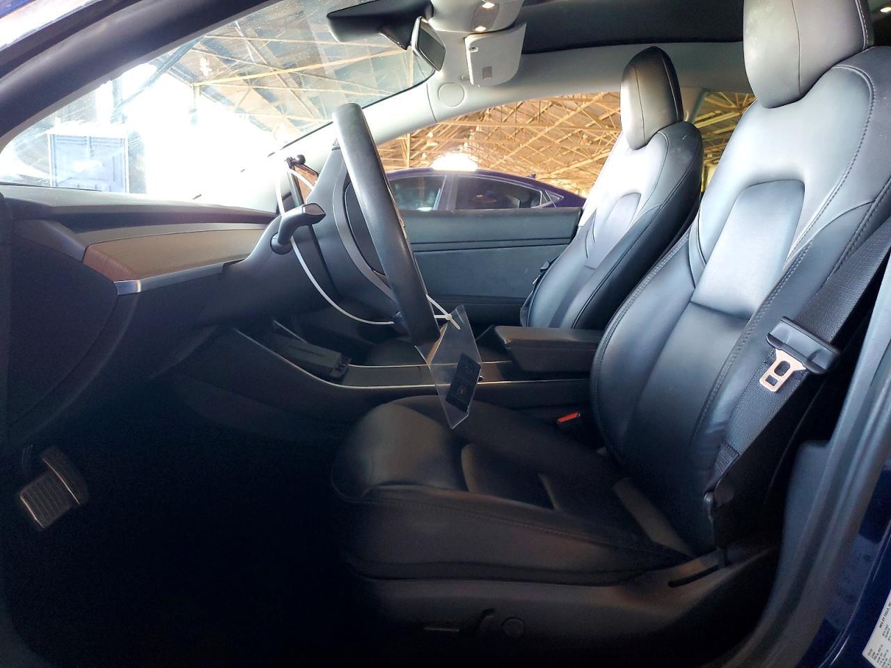 2020 Tesla Model 3 - zdjęcie 7