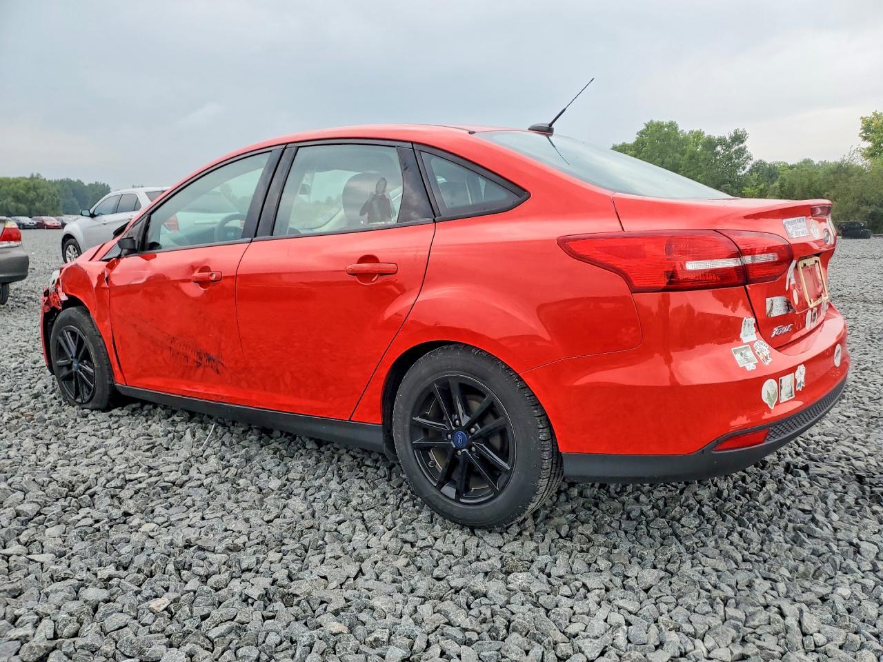 2016 Ford Focus Se - zdjęcie 2