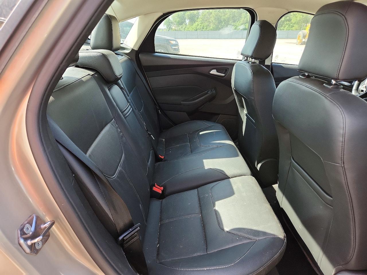 2015 Ford Focus Se - zdjęcie 10