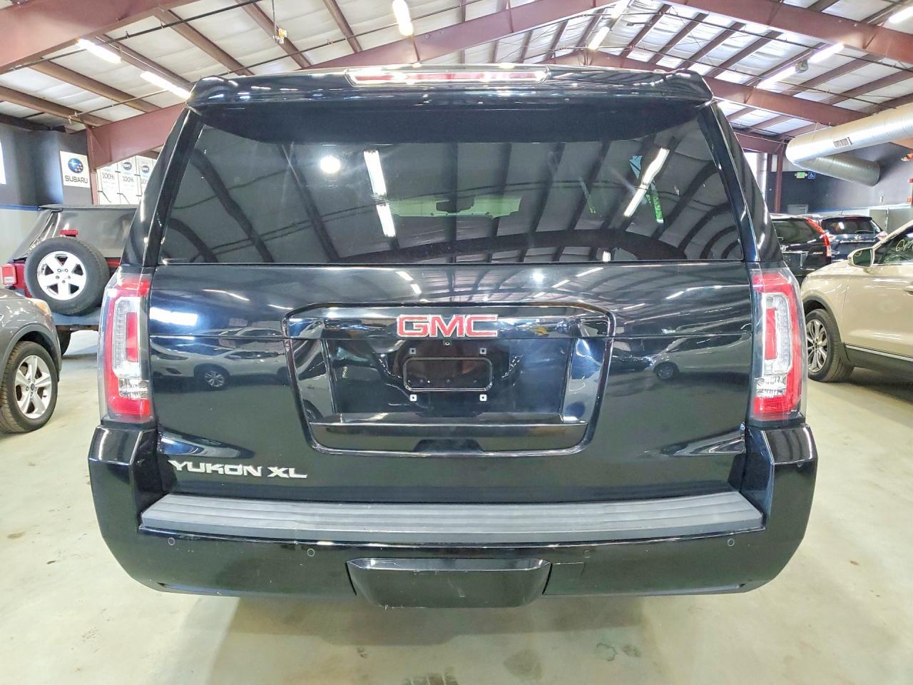 2016 GMC Yukon Xl K1500 Slt - zdjęcie 6