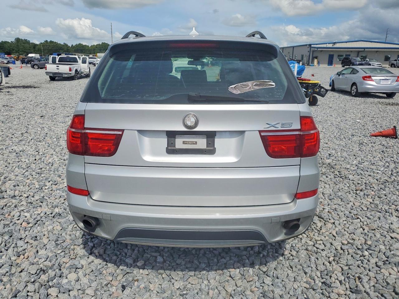 2013 BMW X5 xDrive35I - zdjęcie 6
