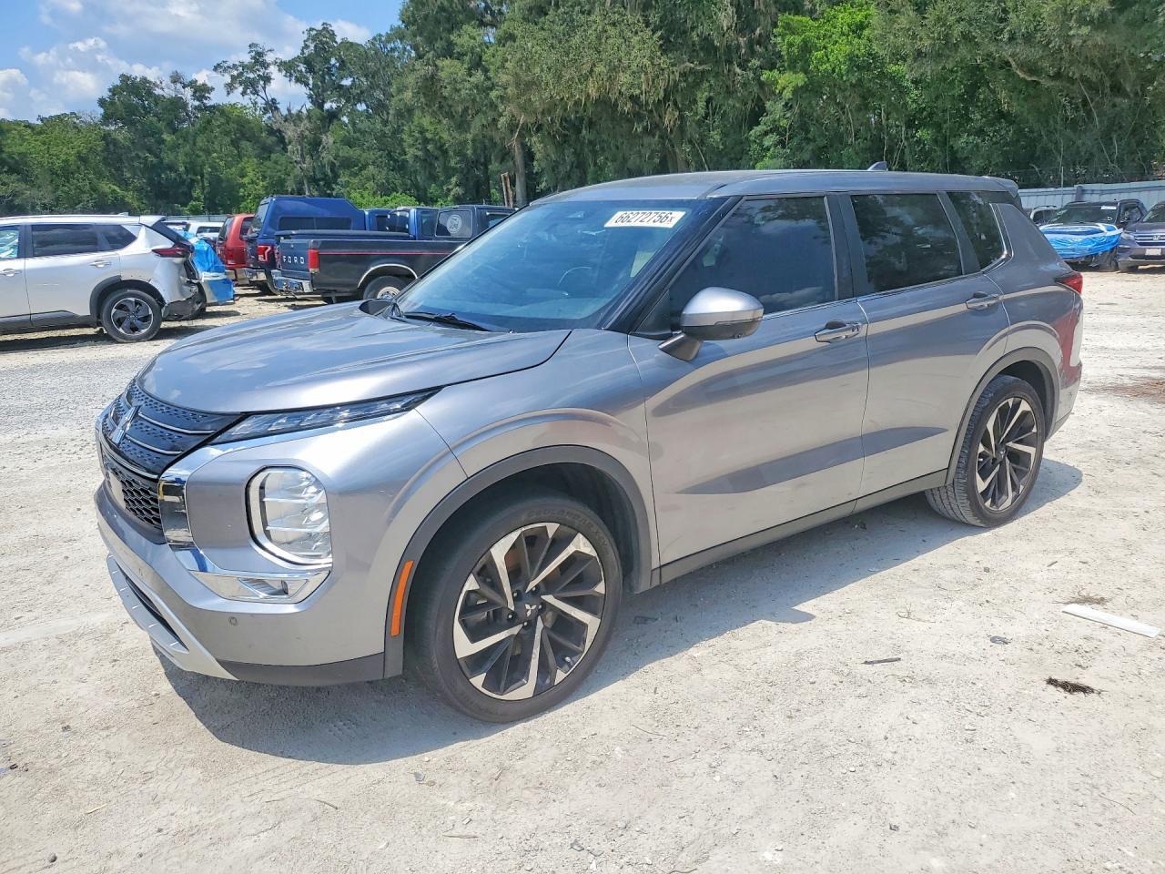 2022 Mitsubishi Outlander Se - zdjęcie główne