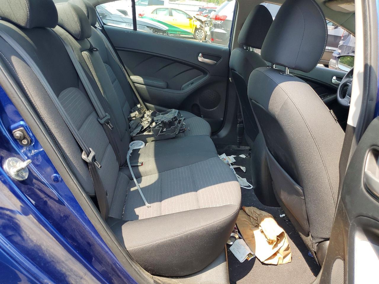 2018 Kia Forte Lx - zdjęcie 10