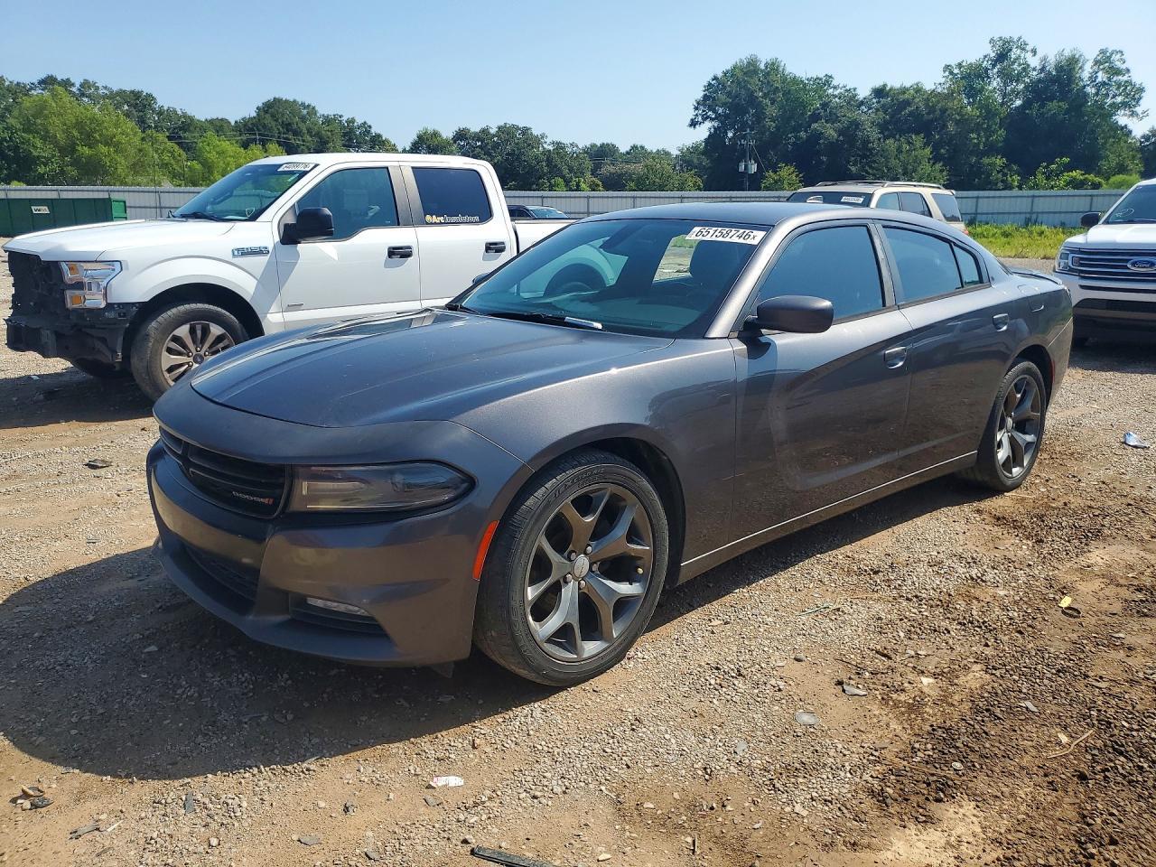 2015 Dodge Charger Sxt - zdjęcie główne