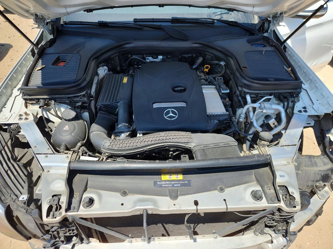 2018 Mercedes-Benz Glc 300 - zdjęcie 11