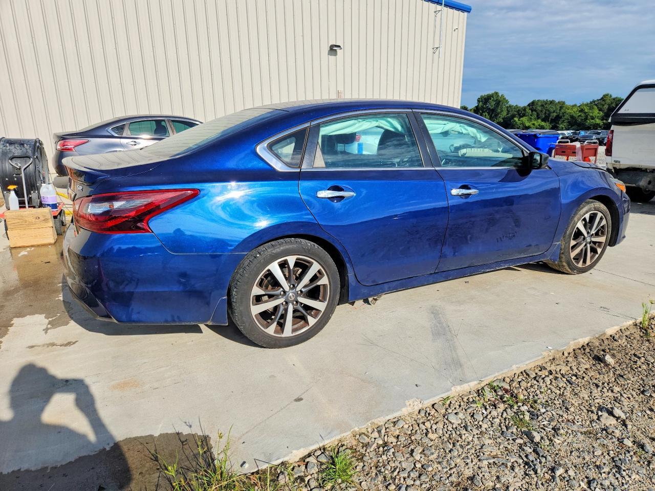2017 Nissan Altima 2.5 Sr - zdjęcie 3