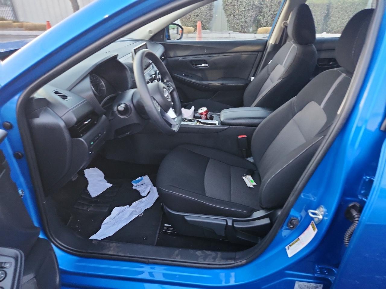2025 Nissan Sentra - zdjęcie 7