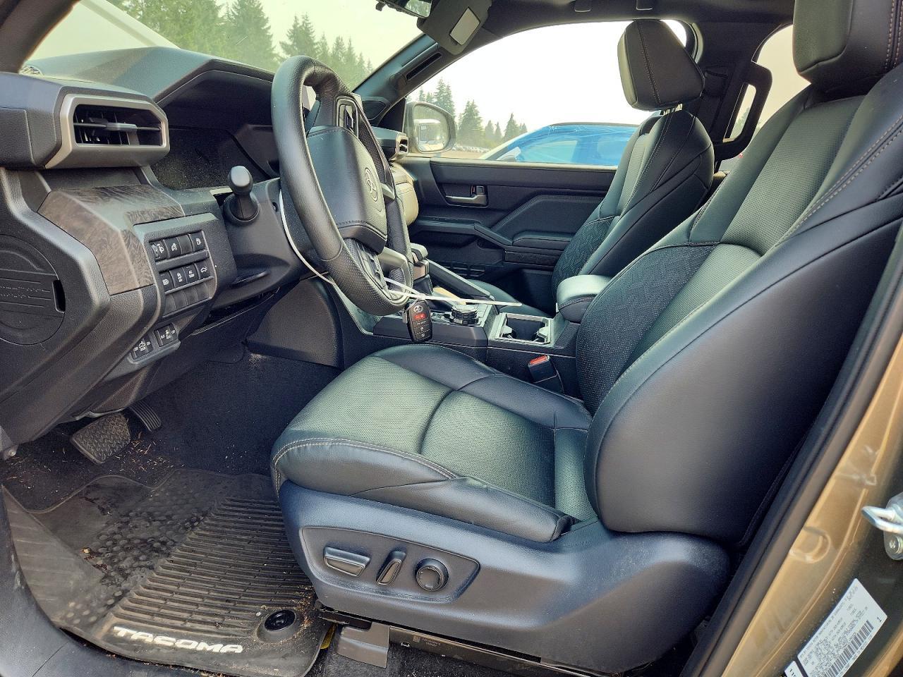 2025 Toyota Tacoma Limited Hv - zdjęcie 7