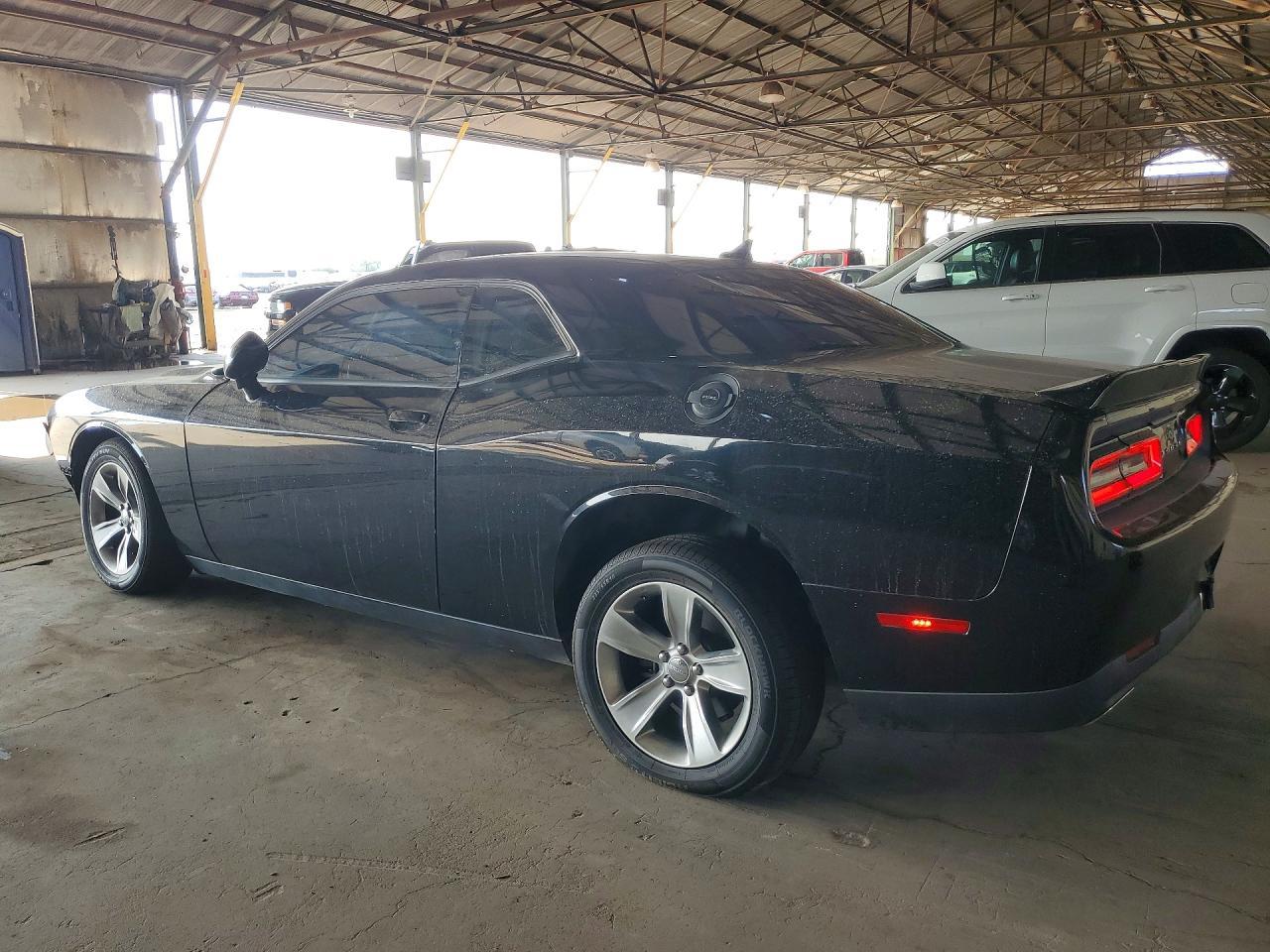 2019 Dodge Challenger Sxt - zdjęcie 2