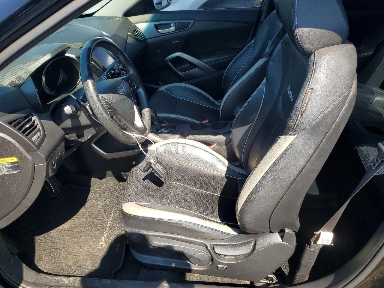 2013 Hyundai Veloster Turbo - zdjęcie 7