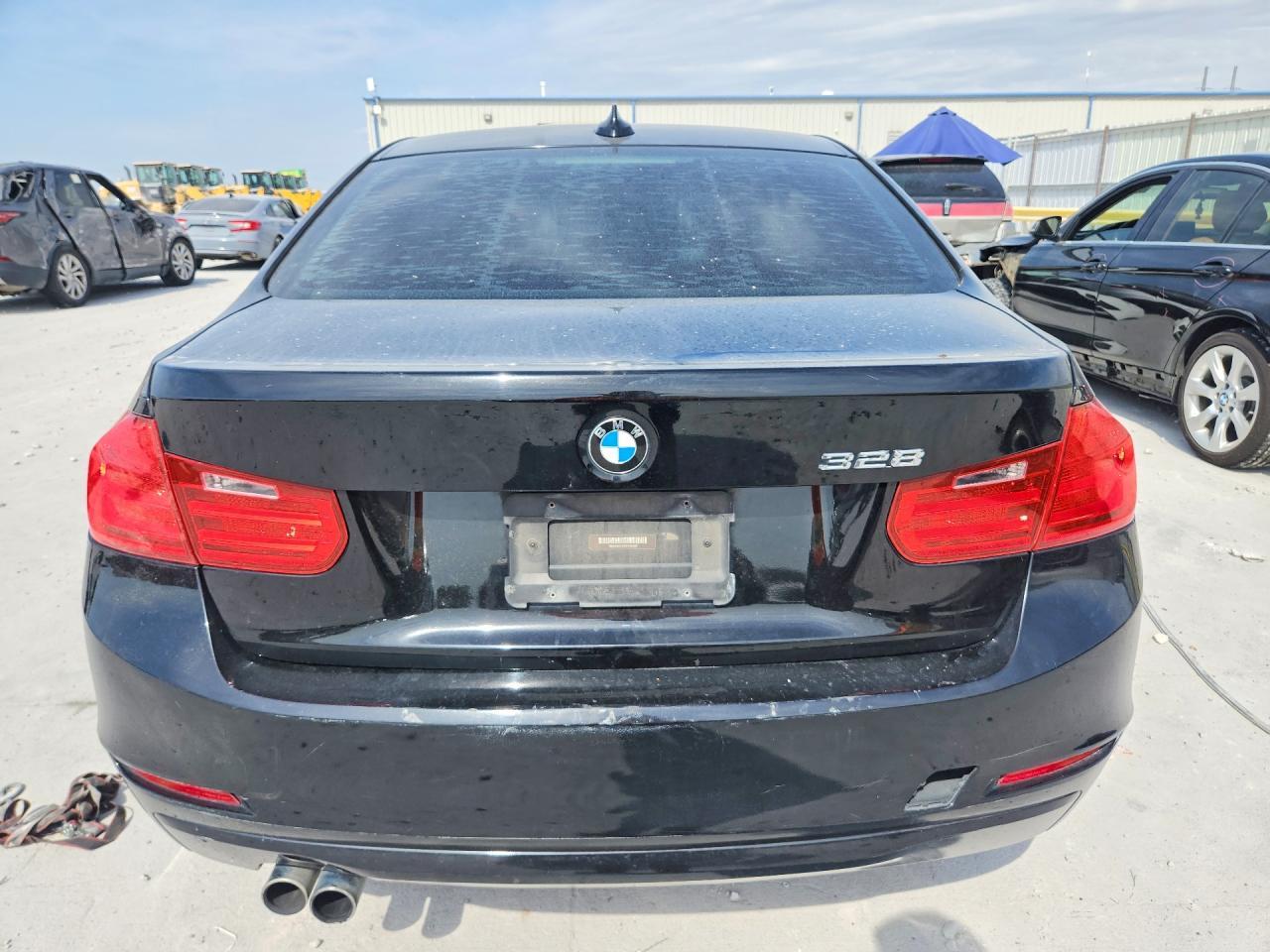2013 BMW 328 I - zdjęcie 6