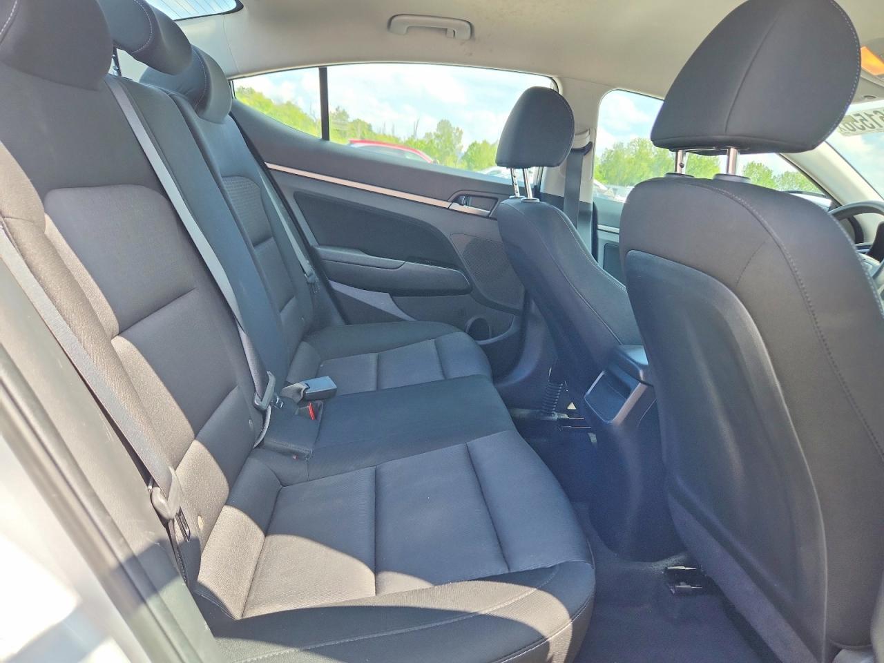 2018 Hyundai Elantra Sel - zdjęcie 10