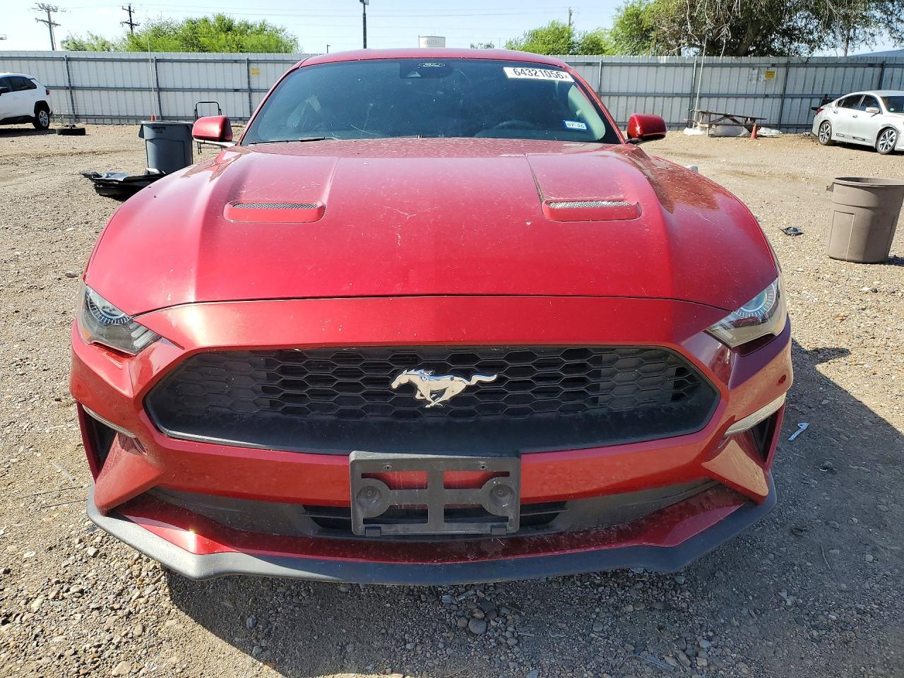 2021 Ford Mustang - zdjęcie 5