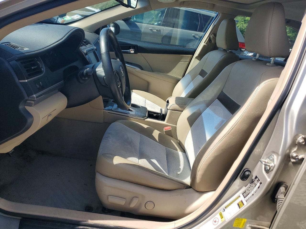 2014 Toyota Camry Hybrid Xle - zdjęcie 7