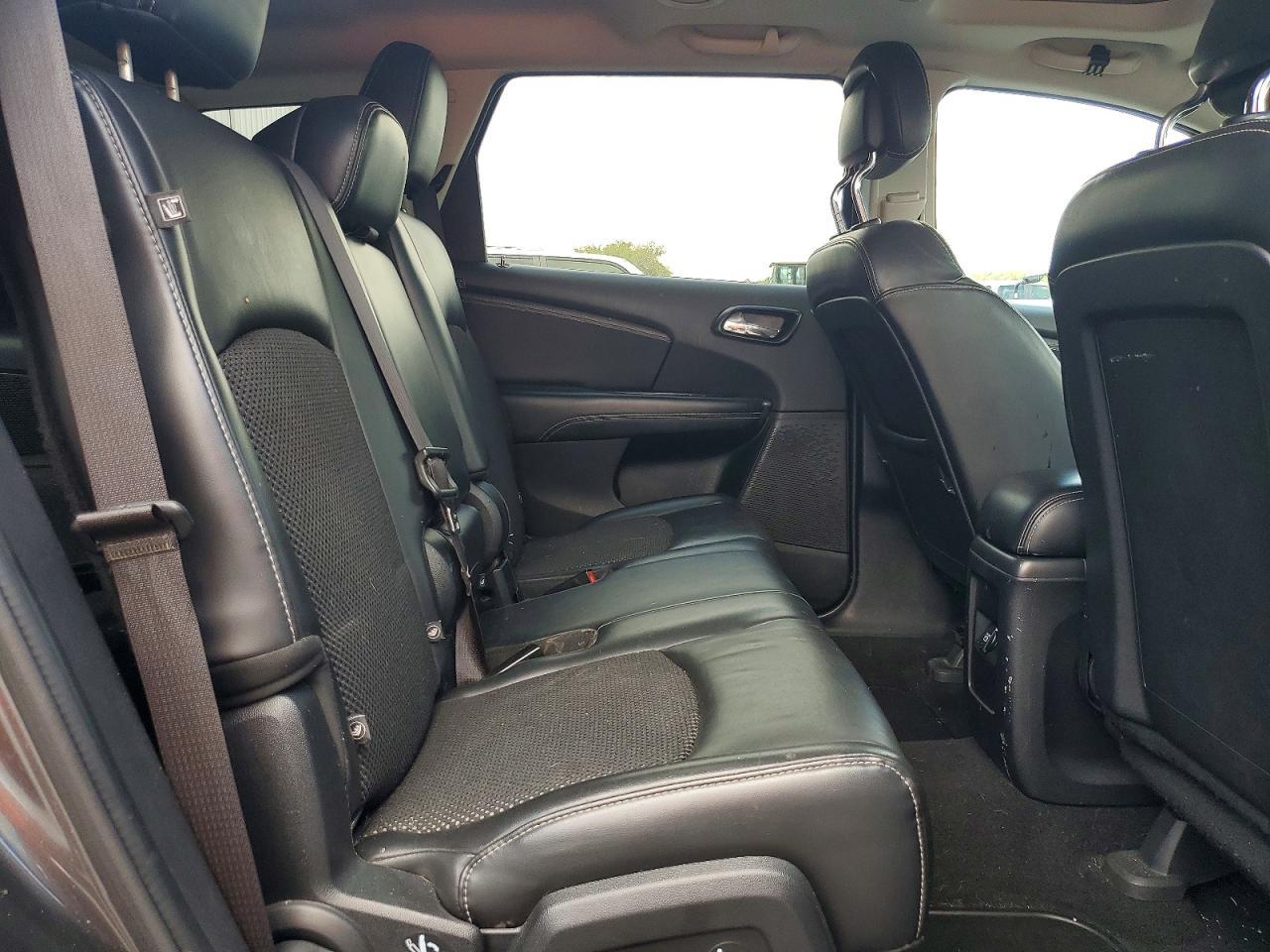 2017 Dodge Journey Crossroad - zdjęcie 11