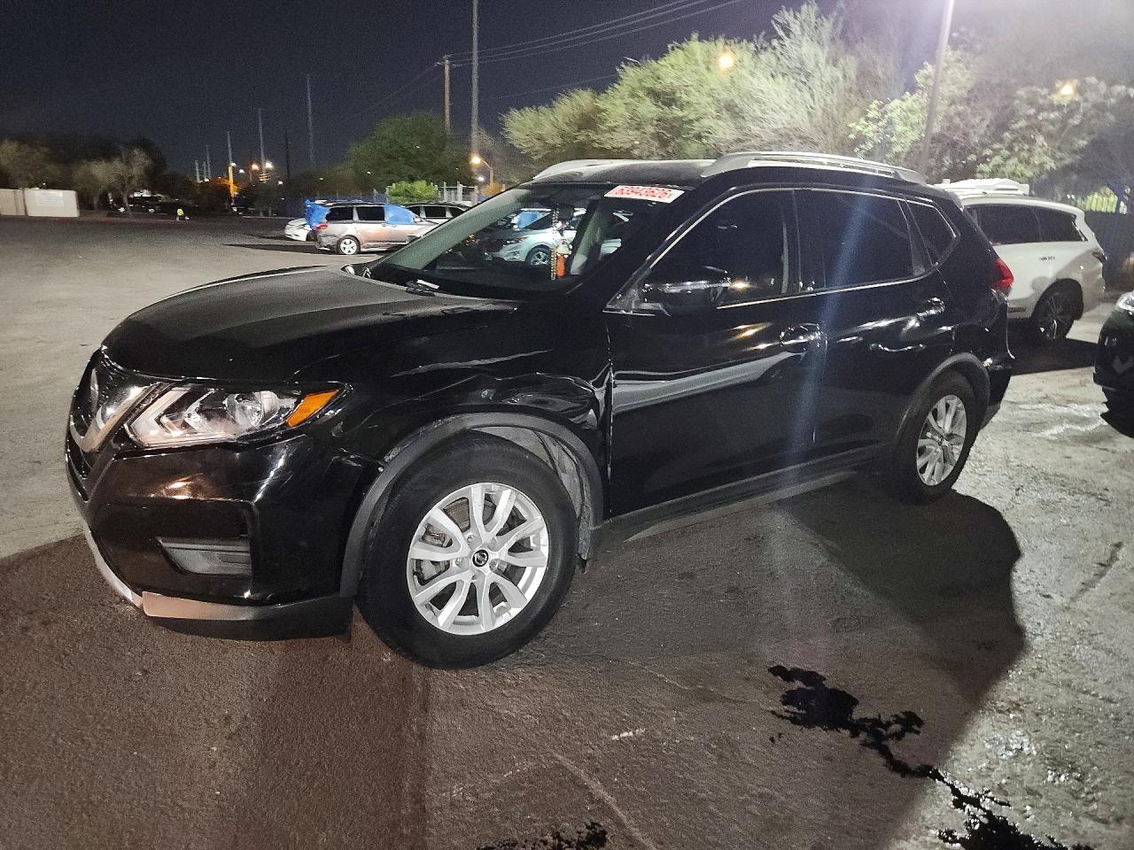 2018 Nissan Rogue Sv - zdjęcie główne